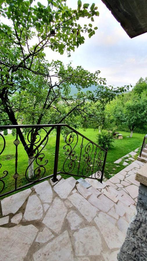 Guest House Ijevan'S Garden Eksteriør bilde